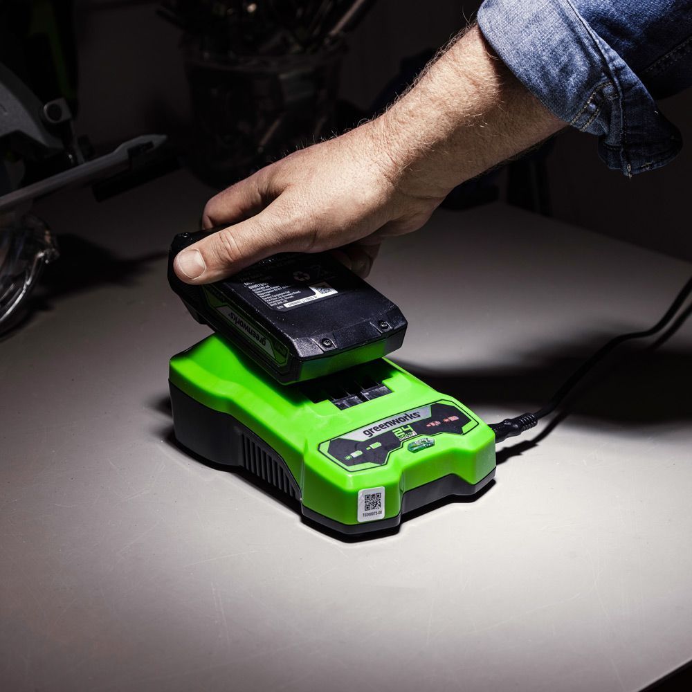 Greenworks 24V 60min Battery Charger